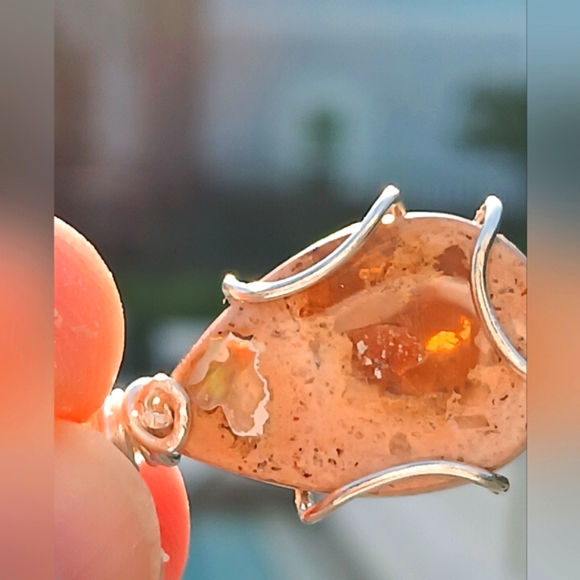 Mexican Cantera Opal Pendant Sterling Silver - Picture 14 of 16